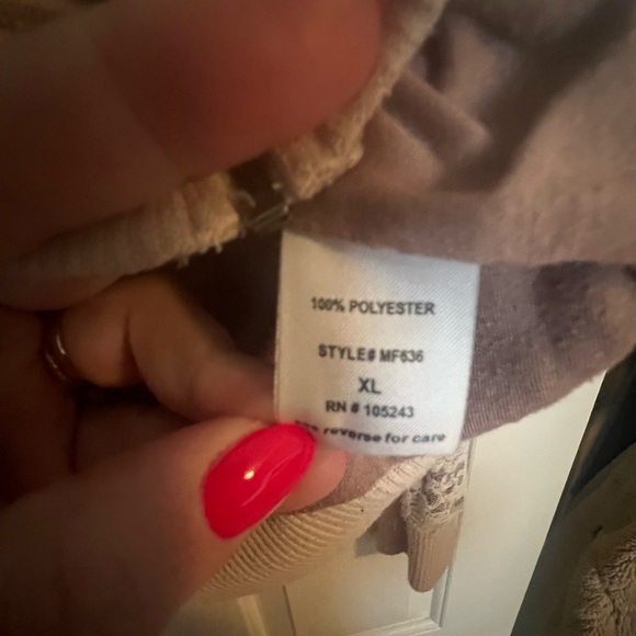 Taupe and cream zip up lace cardigan - Picture 4 of 5